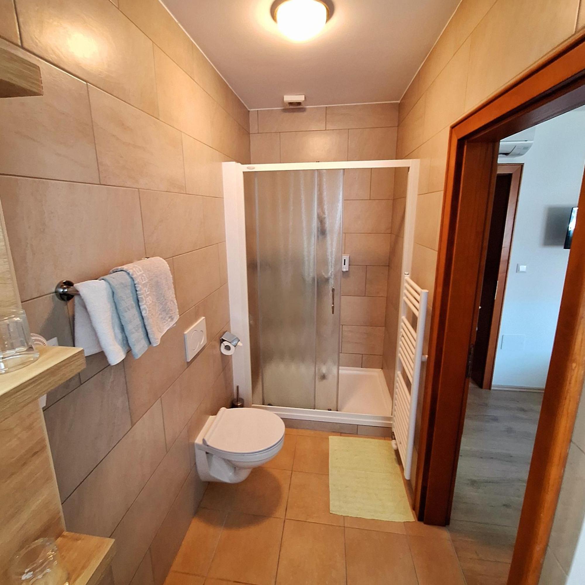 Penzion Gostisce Lesjak Orehova vas Exterior photo