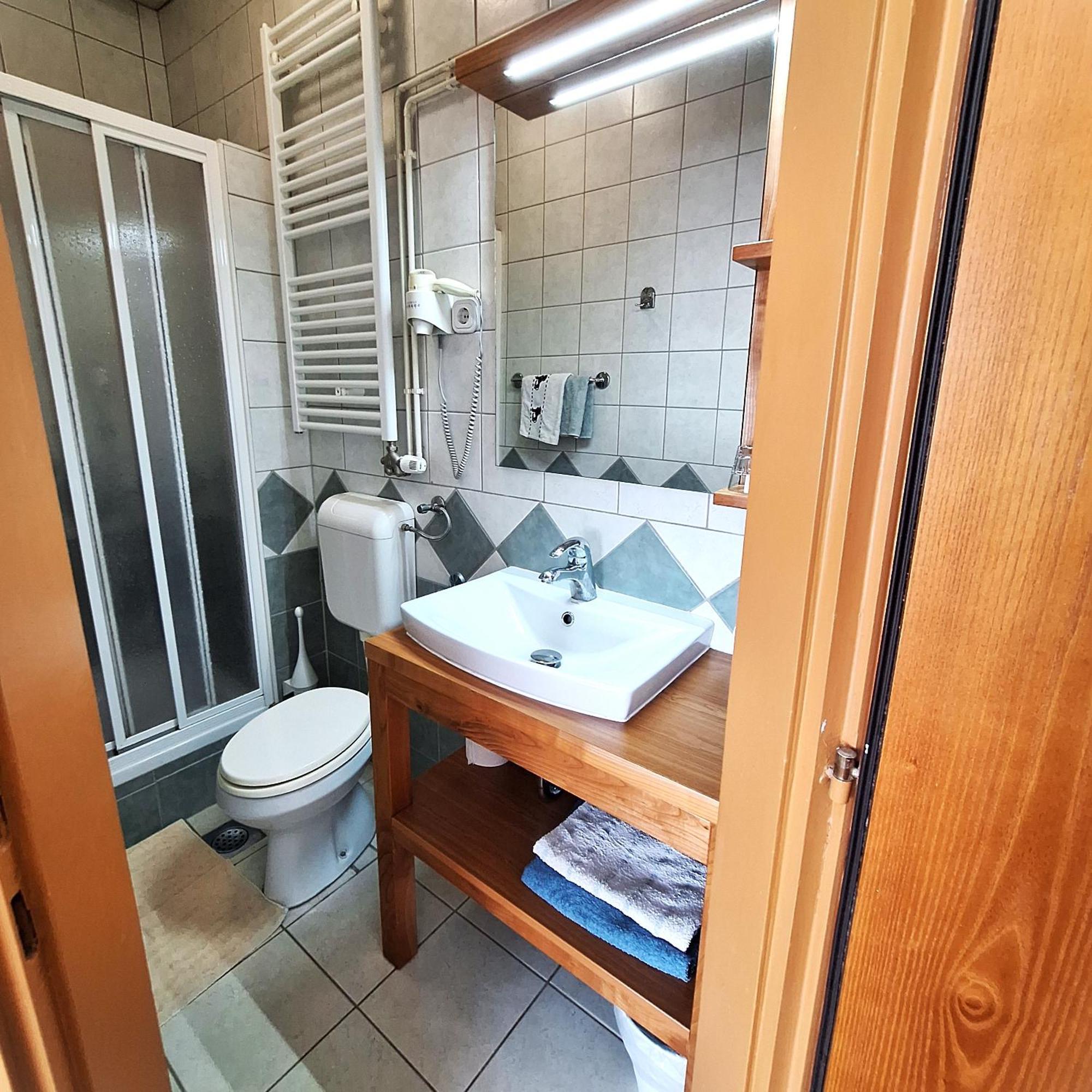 Penzion Gostisce Lesjak Orehova vas Exterior photo